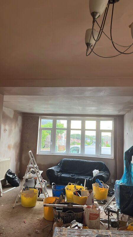A picture of a freshly plastered living room by Ard Plasterers Nottingham